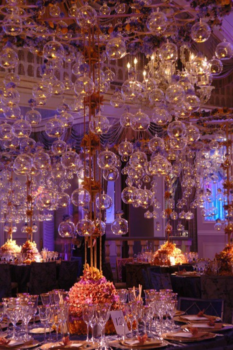 Isn't this wedding table simply stunning This is a really dramatic look and